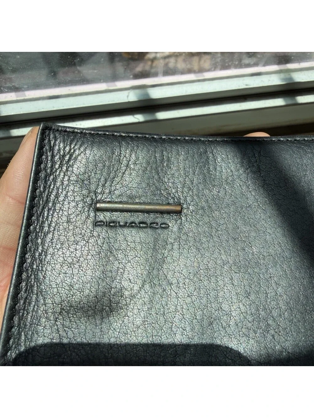 Piquadro Black Leather Slim Bifold Wallet Card Holder Men’s Minimalist Italy